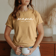 Load image into Gallery viewer, "mama" Tee