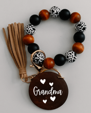 Load image into Gallery viewer, Wristlet Keychain