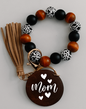 Load image into Gallery viewer, Wristlet Keychain